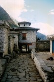 Architektura poznamenan tibetskm vlivem v Khali Gandaki